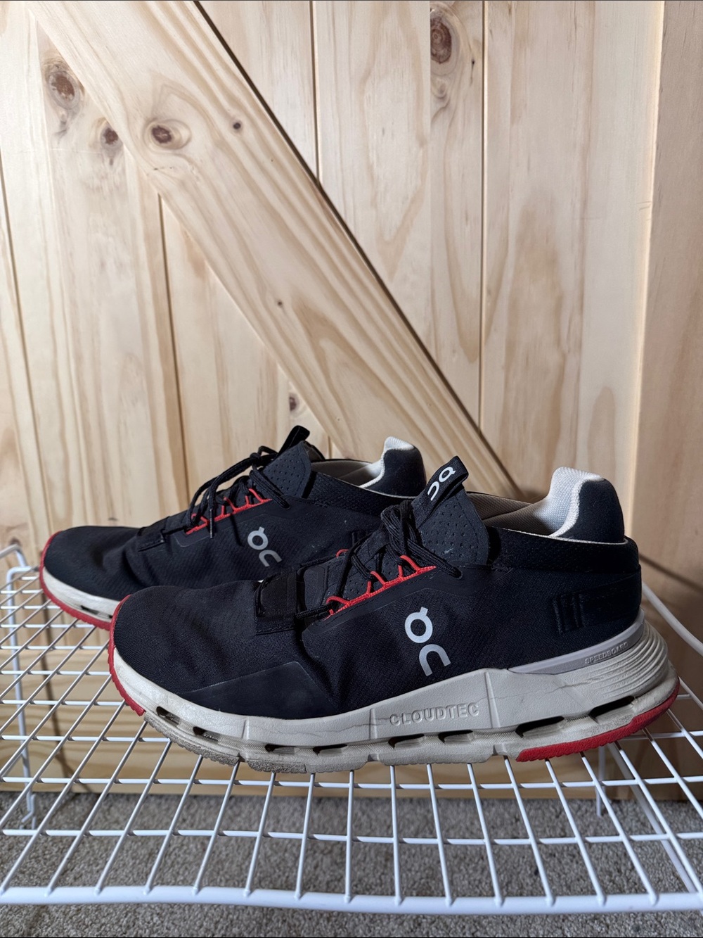 OnCloud 7 Running Men’s Cloud Running Shoes - Black, Tan, Red - Picture 4 of 8